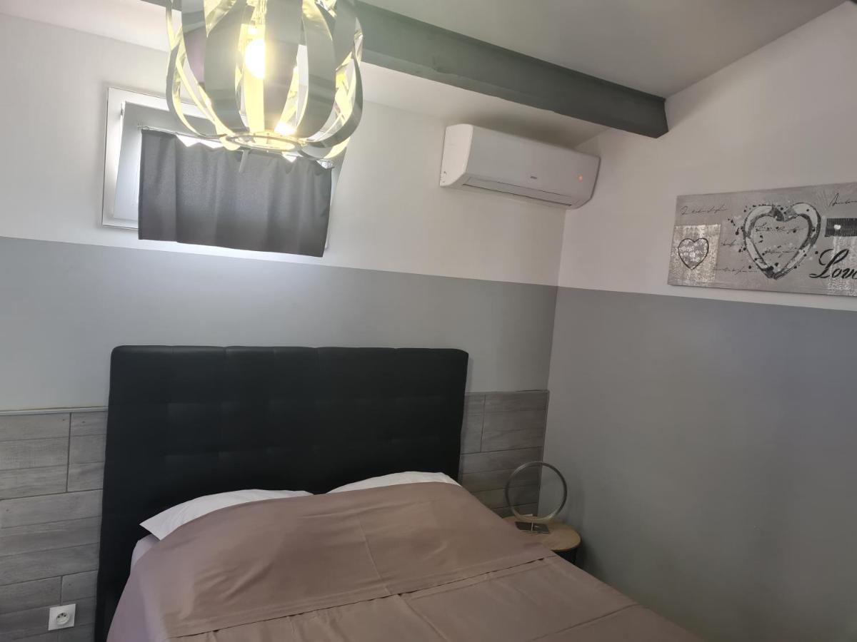 Chambre Cosy Avec Terrasse Apartment Arles Exterior photo